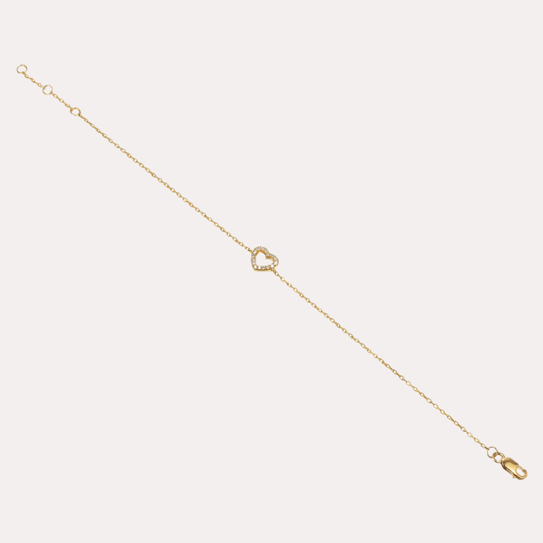 Round Brilliant Cut Diamond Heart Bracelet In 18K Gold - The Jewelyst. - Round Brilliant Cut Diamond Heart Bracelet In 18K Gold