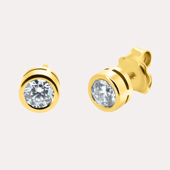 Rubover Round Brilliant Cut Diamond Stud Earrings - The Jewelyst. - Rubover Round Brilliant Cut Diamond Stud Earrings