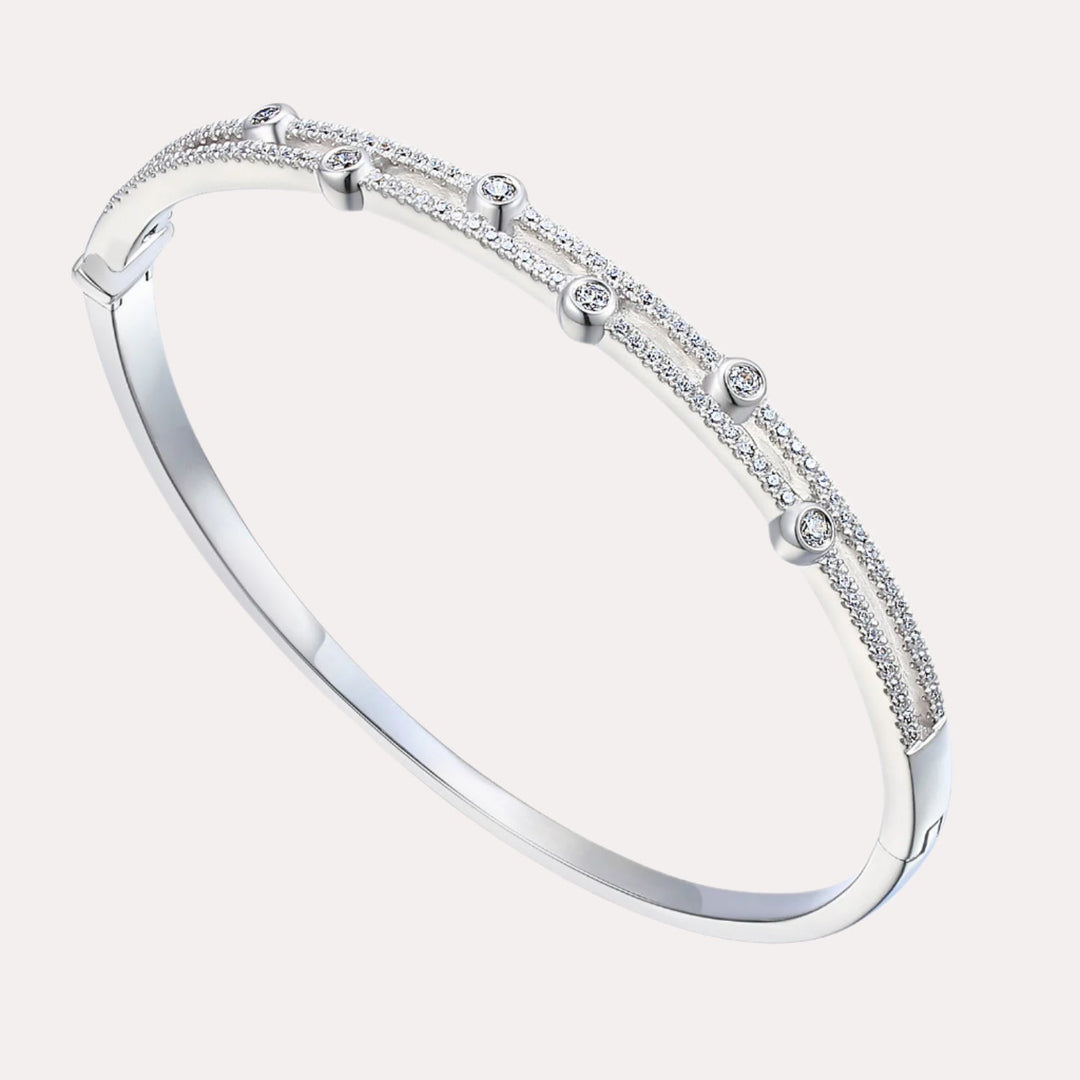 Stardust Rubover Diamond Bangle Bracelet In 18K Gold - The Jewelyst. - Stardust Rubover Diamond Bangle Bracelet In 18K Gold