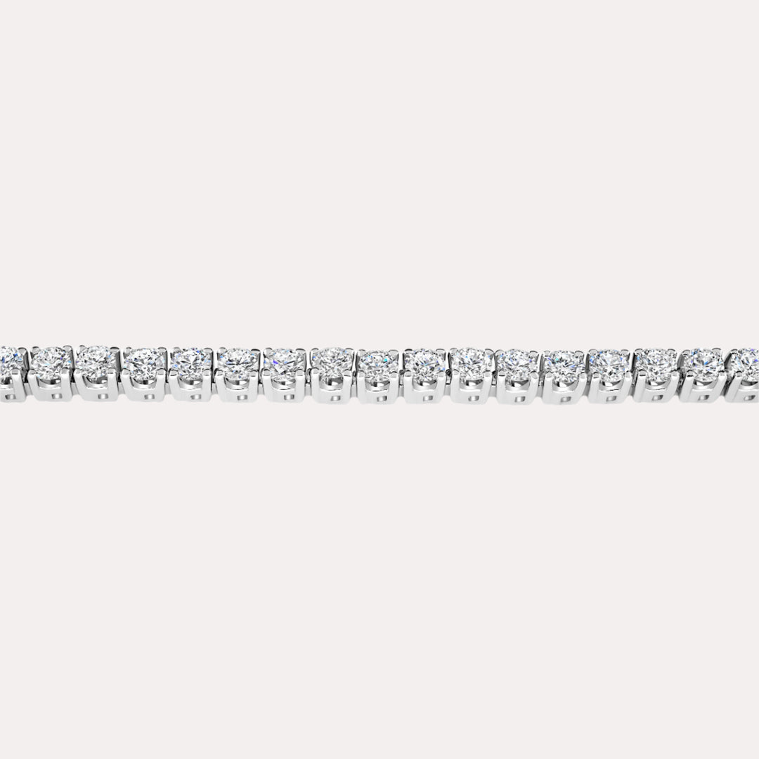Finesse Diamond Tennis Bracelet In 18K Gold