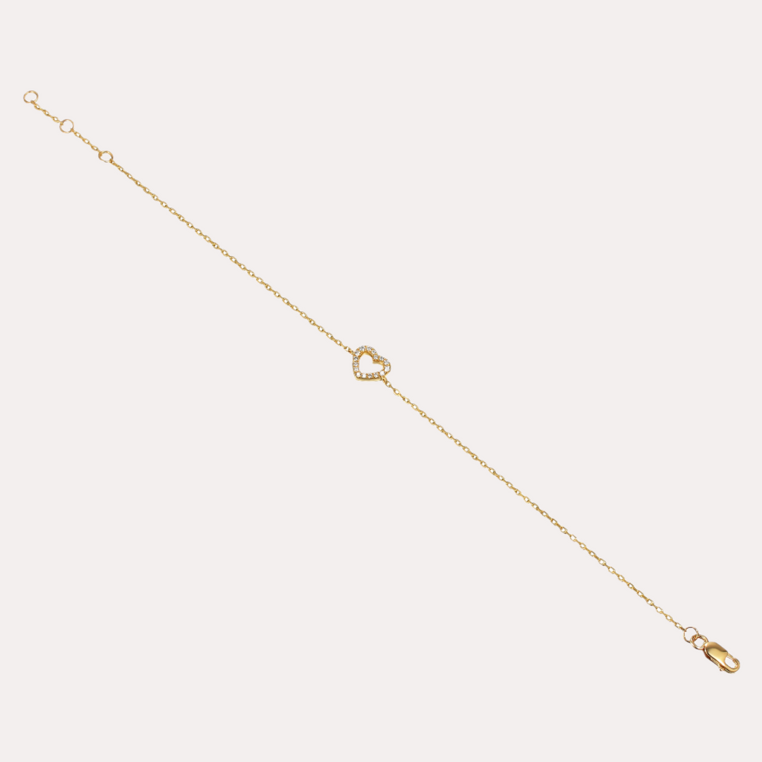 Round Brilliant Cut Diamond Heart Bracelet In 18ct Gold