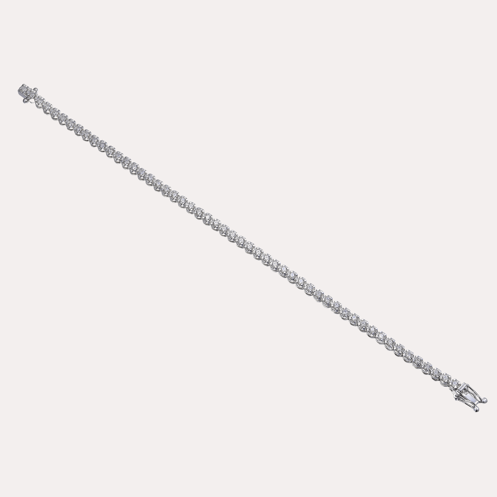 Claw Set Round Brilliant Cut Diamond Tennis Bracelet In 18K Gold - The Jewelyst. - Claw Set Round Brilliant Cut Diamond Tennis Bracelet In 18K Gold