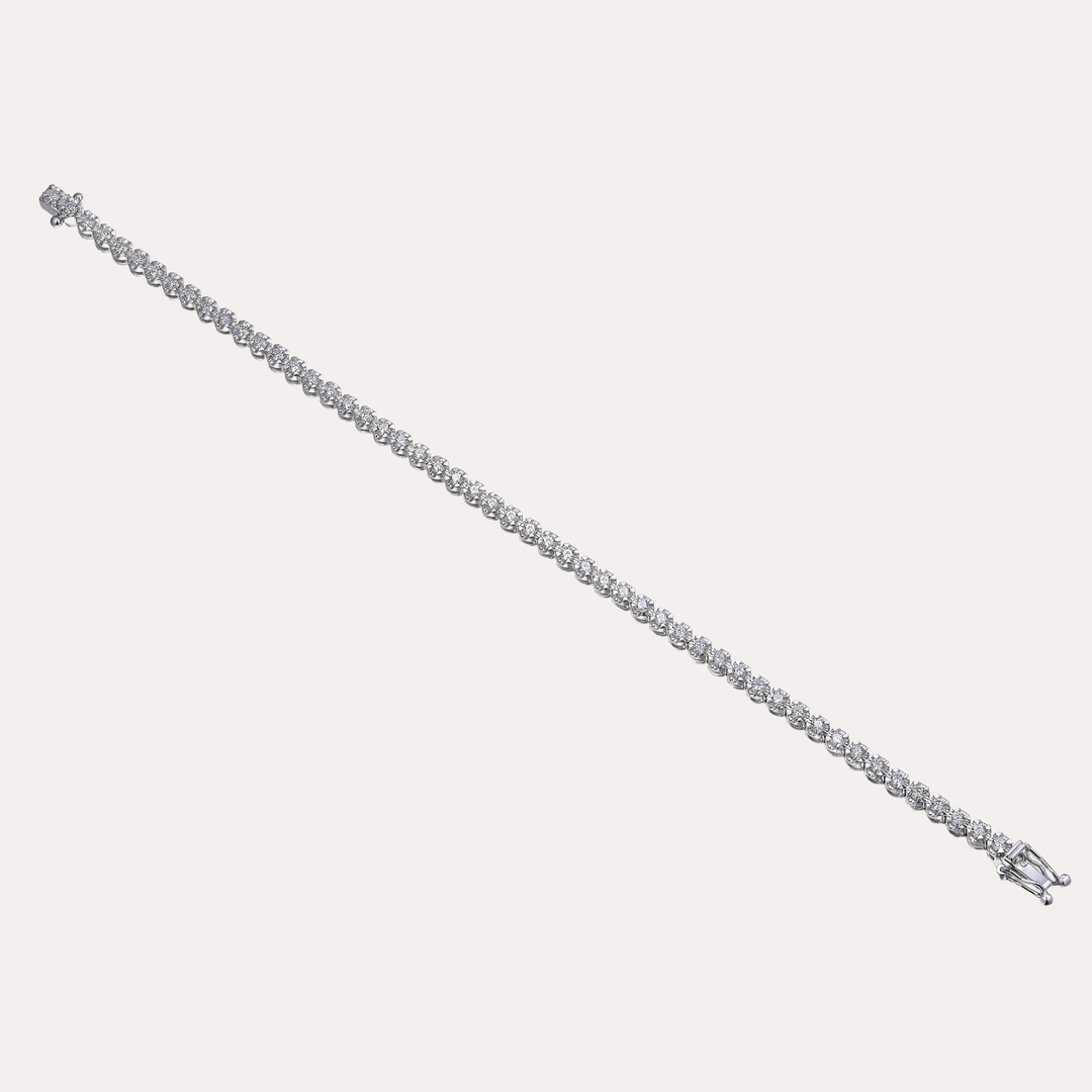 Claw Set Round Brilliant Cut Diamond Tennis Bracelet In 18K Gold - The Jewelyst. - Claw Set Round Brilliant Cut Diamond Tennis Bracelet In 18K Gold