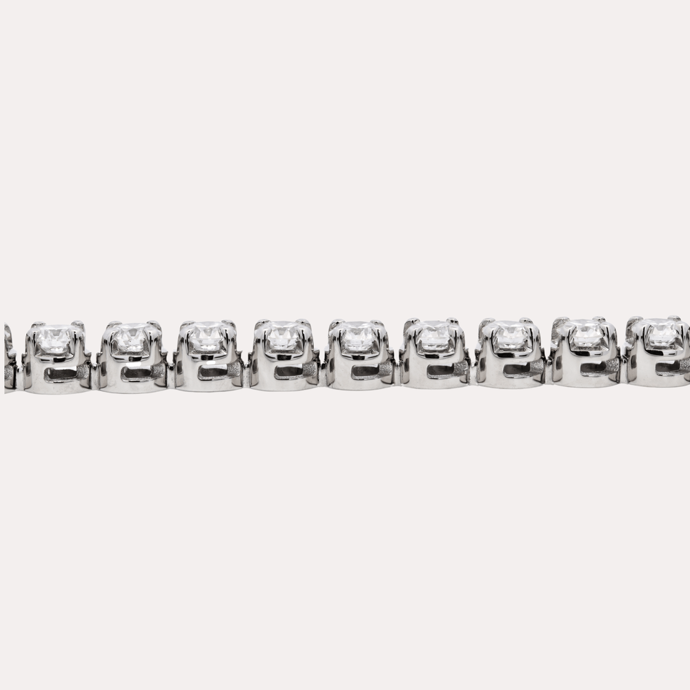 Original Diamond Tennis Bracelet In 18K Gold - The Jewelyst. - Original Diamond Tennis Bracelet In 18K Gold