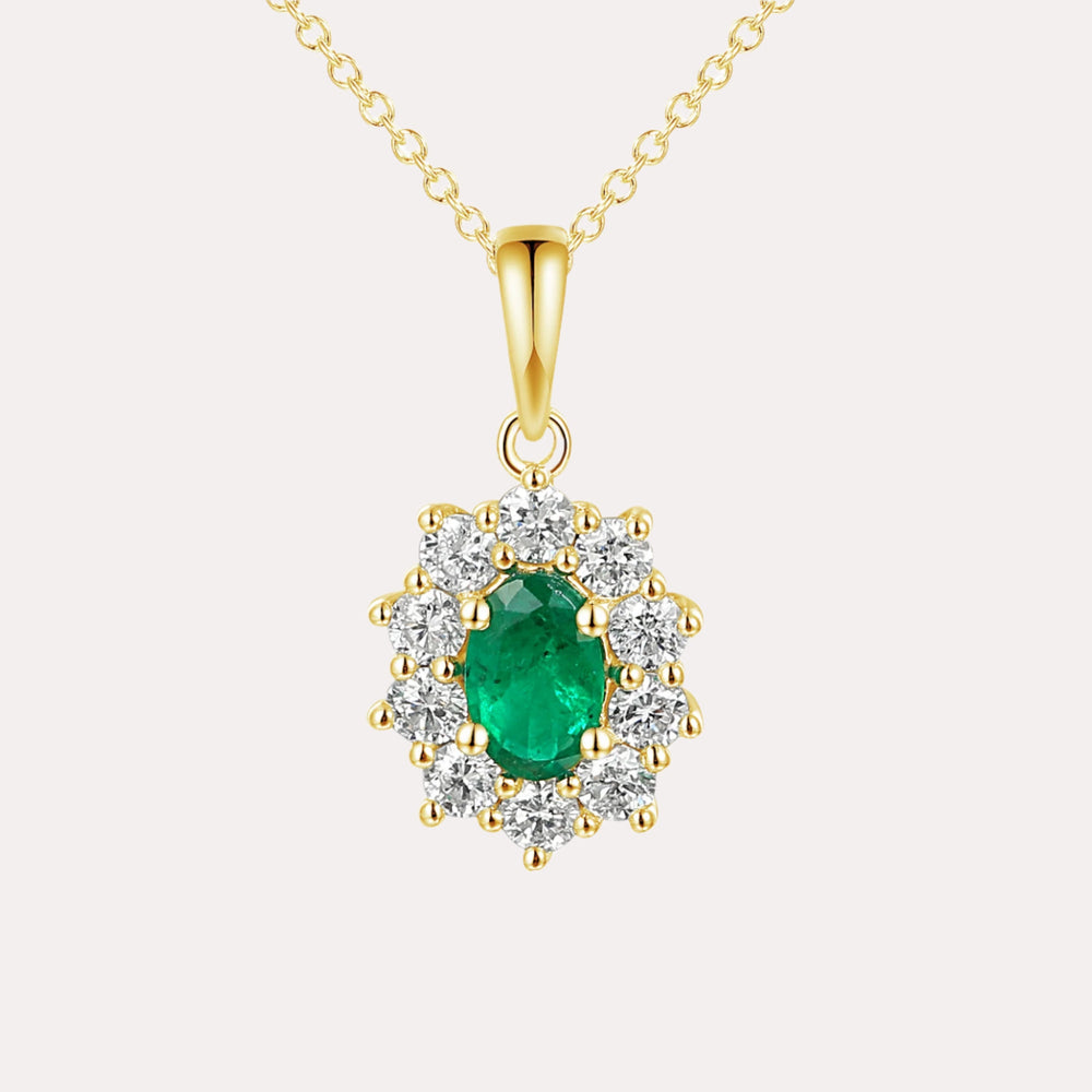 Oval Emerald Cluster Pendant Necklace In 18K Gold - The Jewelyst. - Oval Emerald Cluster Pendant Necklace In 18K Gold
