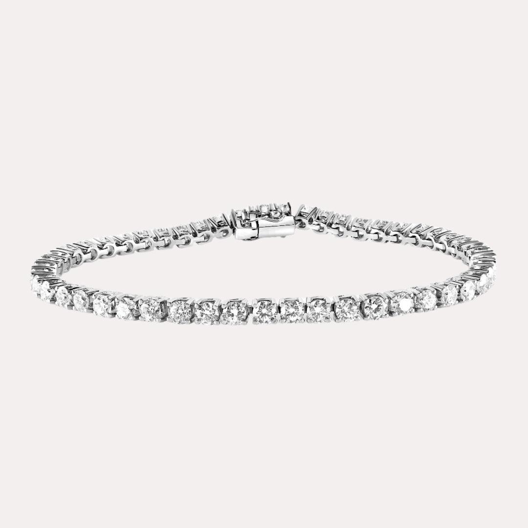 Finesse Diamond Tennis Bracelet In 18K Gold