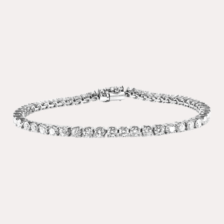 Finesse Diamond Tennis Bracelet In 18K Gold