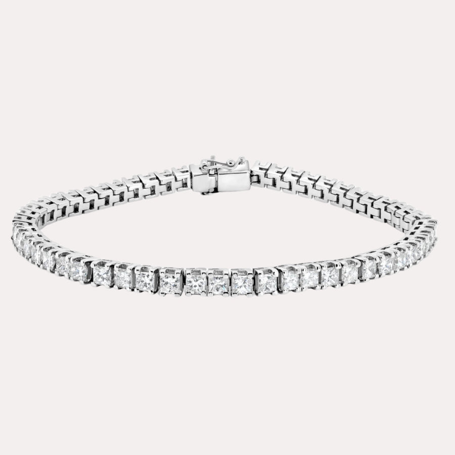 Princess Diamond Tennis Bracelet In 18K Gold - The Jewelyst. - Princess Diamond Tennis Bracelet In 18K Gold