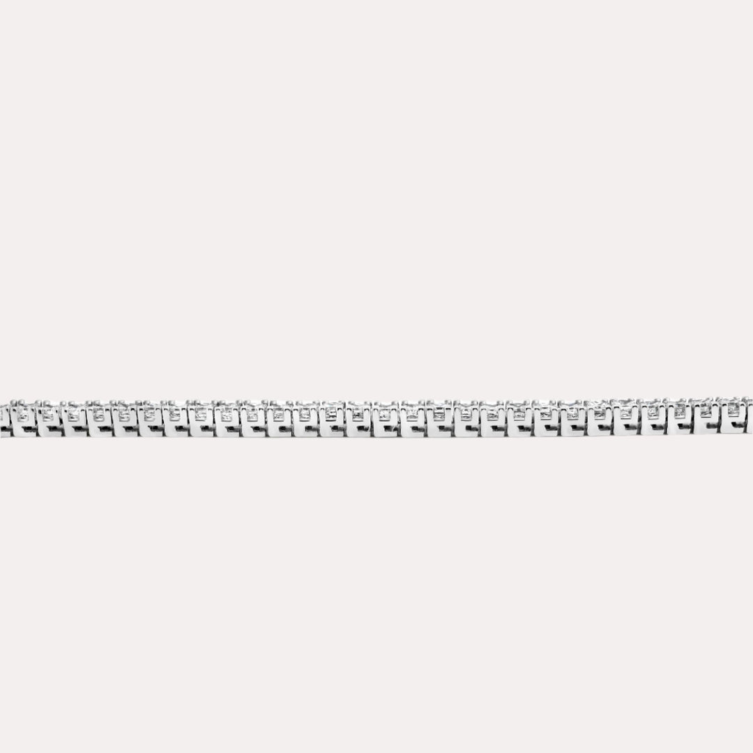 Princess Diamond Tennis Bracelet In 18K Gold - The Jewelyst. - Princess Diamond Tennis Bracelet In 18K Gold