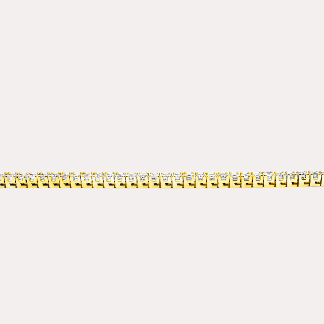 Princess Diamond Tennis Bracelet In 18K Gold - The Jewelyst. - Princess Diamond Tennis Bracelet In 18K Gold