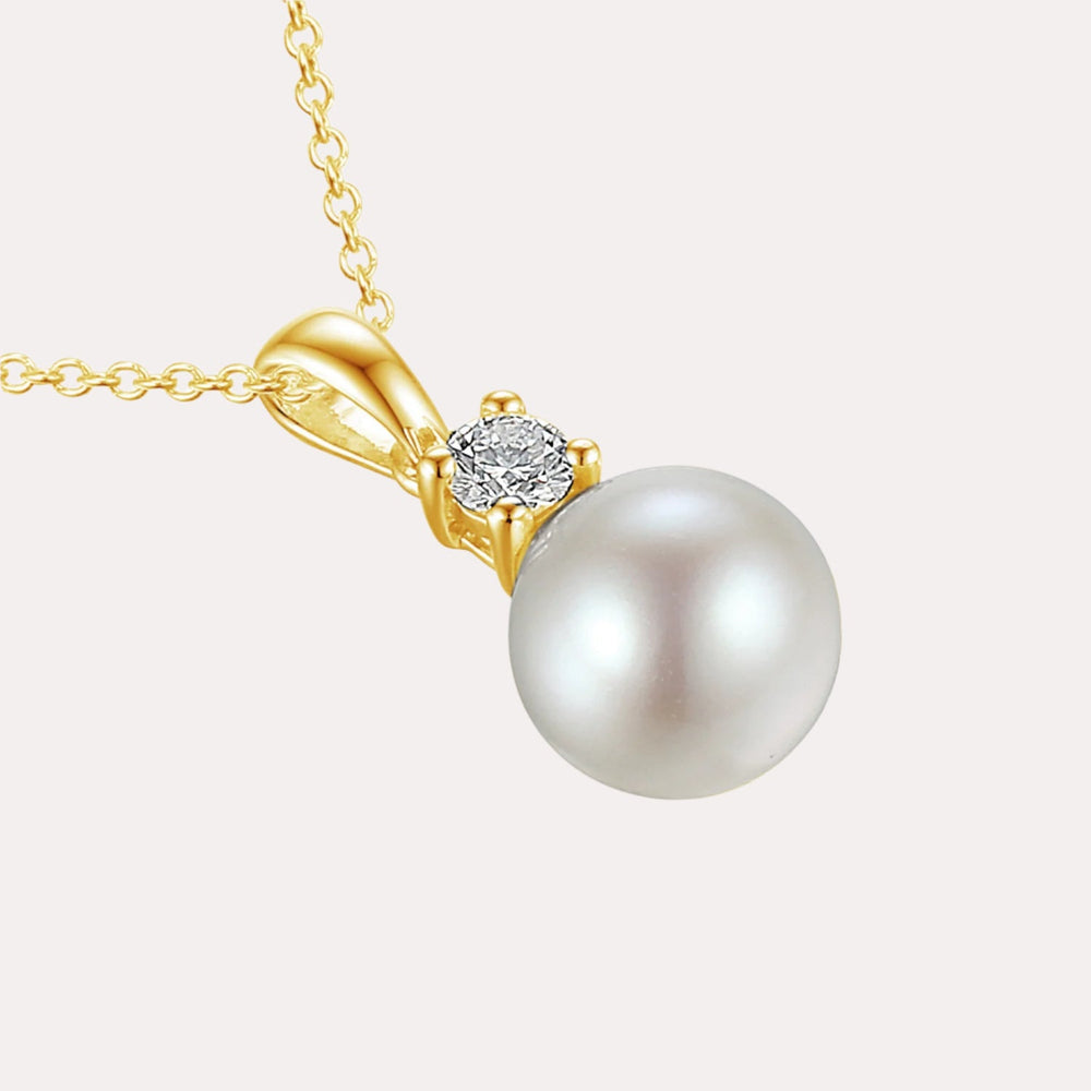 Round Pearl & Diamond Drop Pendant Necklace In 18K Gold - The Jewelyst. - Round Pearl & Diamond Drop Pendant Necklace In 18K Gold