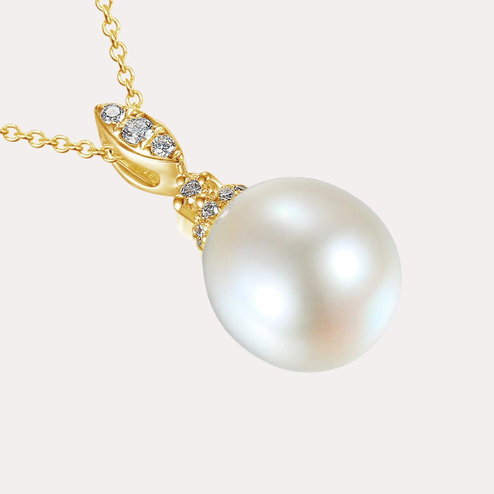 Round Pearl & Diamond Drop Pendant Necklace In 18K Gold - The Jewelyst. - Round Pearl & Diamond Drop Pendant Necklace In 18K Gold