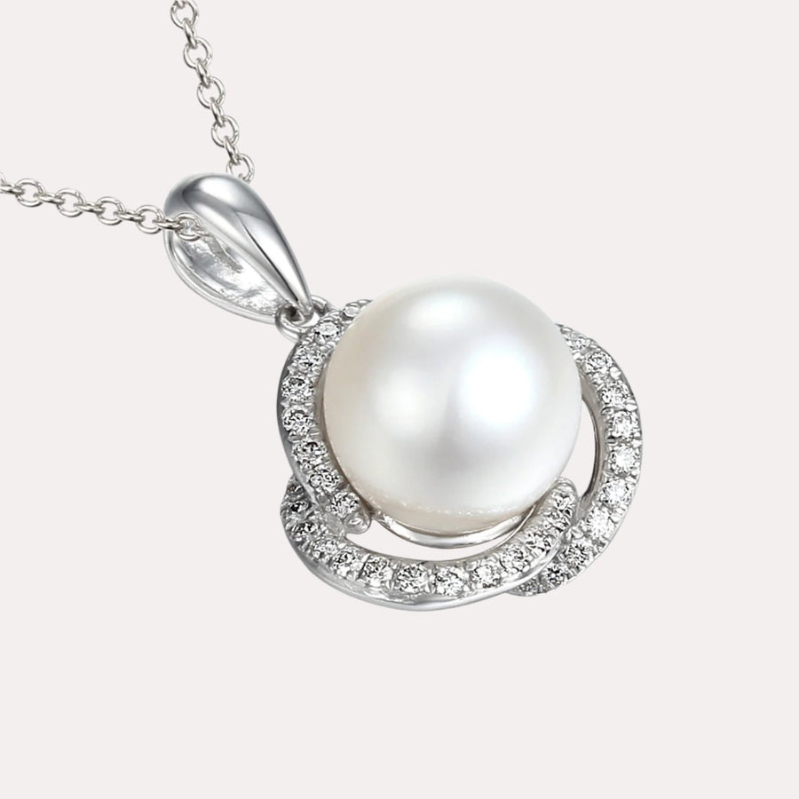 Round Pearl With Diamond Petal Halo Pendant Necklace In 18K Gold - The Jewelyst. - Round Pearl With Diamond Petal Halo Pendant Necklace In 18K Gold