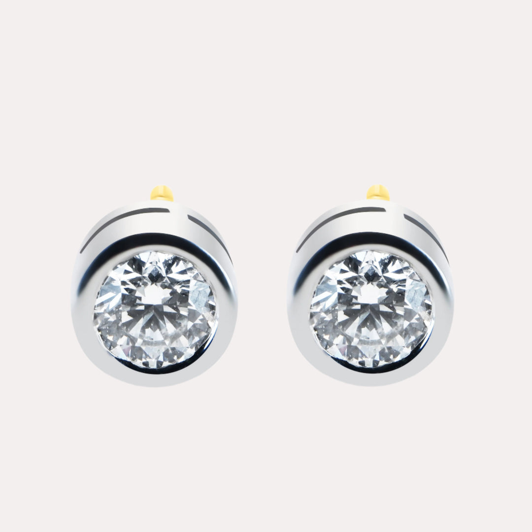 Rubover Round Brilliant Cut Diamond Stud Earrings - The Jewelyst. - Rubover Round Brilliant Cut Diamond Stud Earrings